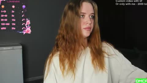 Snapshot of robert_lisa chatting on March 3, 5:46 am Lisa and Robert i am online all days 900 am GMT3 online show from March 3, 5:46 am