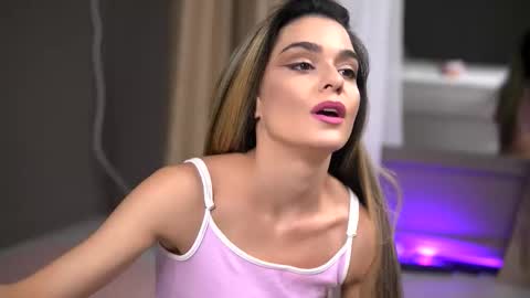 Roberta online show from November 22, 11:42 am