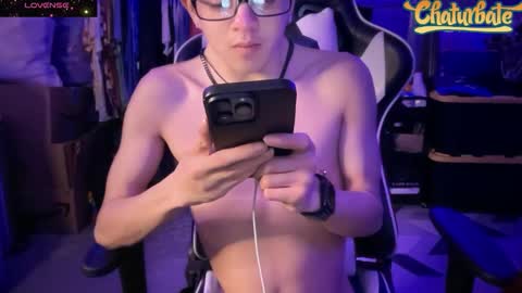 Robert Cici Jr. online show from November 8, 2:56 am