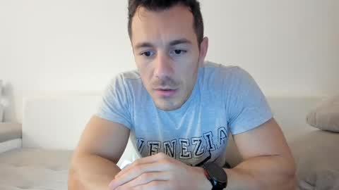 roberto4ever online show from April 5, 5:04 am