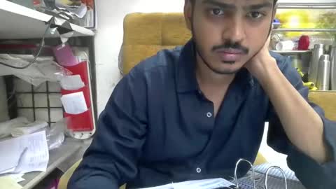 Snapshot of robertsalia220 chatting on September 25, 11:47 am Robertsalia online show from September 25, 11:47 am