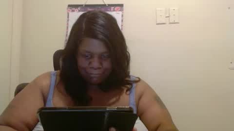 Snapshot of robertswhitney52 chatting on January 10, 8:38 am robertswhitney52 online show from January 10, 8:38 am