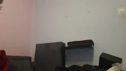 Snapshot of robertxxxpo chatting on January 19, 1:43 am Zenek online show from January 19, 1:43 am