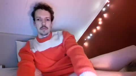 Snapshot of robin_sonx chatting on December 29, 3:03 pm Robin online show from December 29, 3:03 pm