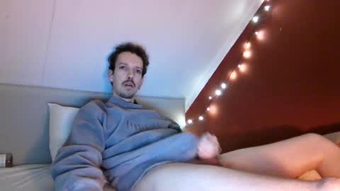 Snapshot of robin_sonx chatting on December 29, 6:05 pm Robin online show from December 29, 6:05 pm