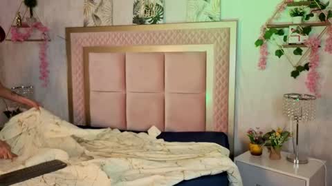 robin D online show from January 18, 11:58 am