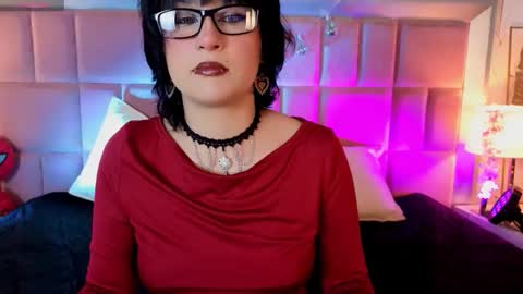 robin D online show from April 18, 12:09 pm