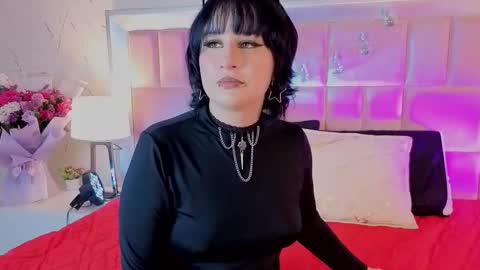 Snapshot of robinbennett chatting on April 25, 1:41 pm robin D online show from April 25, 1:41 pm