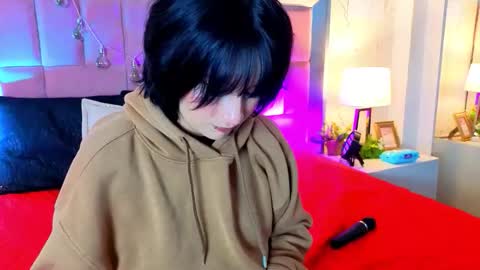 Snapshot of robinbennett chatting on May 18, 1:39 pm robin D online show from May 18, 1:39 pm