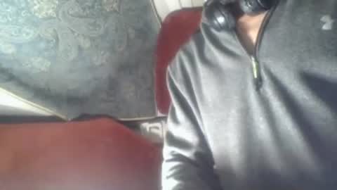 Snapshot of robincom23 chatting on July 13, 7:55 am R online show from July 13, 7:55 am