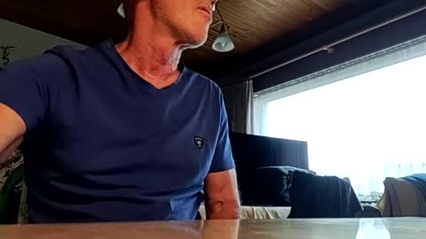 robke1966 online show from December 8, 8:51 am