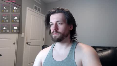 Snapshot of robknocks chatting on December 13, 11:45 am Rob Knocks online show from December 13, 11:45 am