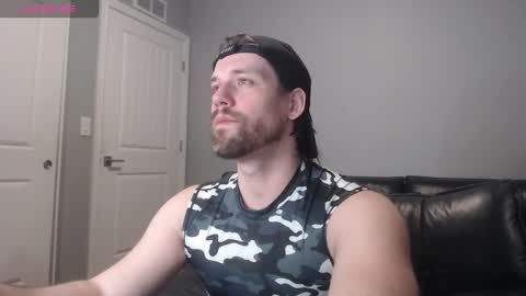 Snapshot of robknocks chatting on October 27, 1:04 pm Rob Knocks online show from October 27, 1:04 pm