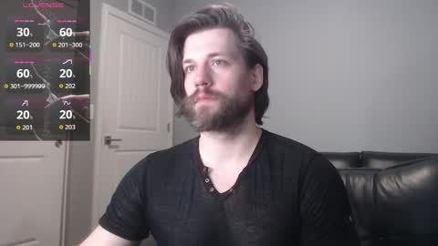 Snapshot of robknocks chatting on November 19, 5:57 pm Rob Knocks online show from November 19, 5:57 pm