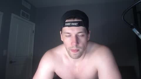 Snapshot of robknocks chatting on February 12, 3:23 am Rob Knocks online show from February 12, 3:23 am