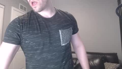 Snapshot of robknocks chatting on February 18, 1:01 am Rob Knocks online show from February 18, 1:01 am