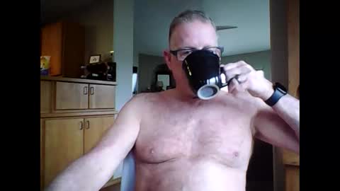 robo0000 online show from February 2, 6:39 pm