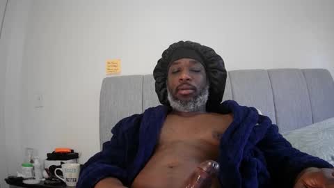 Snapshot of robo_cox chatting on September 24, 3:59 pm BBC America online show from September 24, 3:59 pm