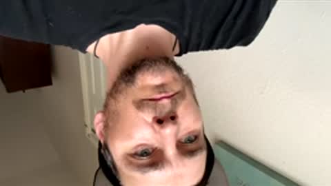 Snapshot of robwit8 chatting on March 31, 7:03 pm Rob witha 8 online show from March 31, 7:03 pm