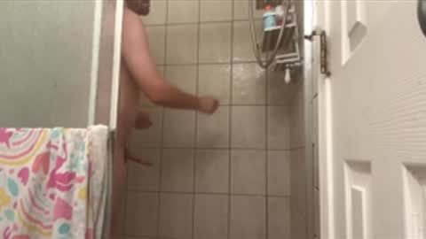 Snapshot of robwit8 chatting on April 8, 4:12 am Rob witha 8 online show from April 8, 4:12 am