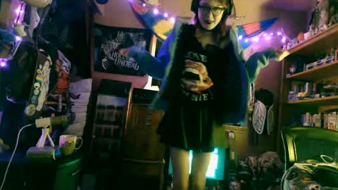 robynethedemon online show from December 4, 2:20 am