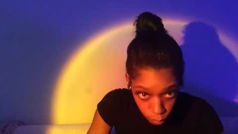 robynthegoddess online show from February 12, 9:32 pm