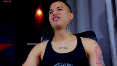 Snapshot of rocco_santos chatting on April 29, 6:25 pm rocco_santos online show from April 29, 6:25 pm