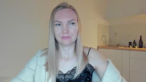 Snapshot of rock__baby chatting on May 23, 4:07 am rock__baby online show from May 23, 4:07 am