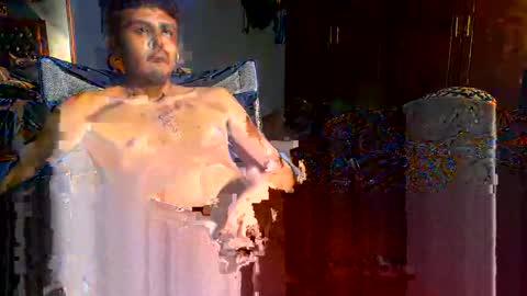 Snapshot of rockdrigo31 chatting on December 18, 6:41 am rockdrigo31 online show from December 18, 6:41 am