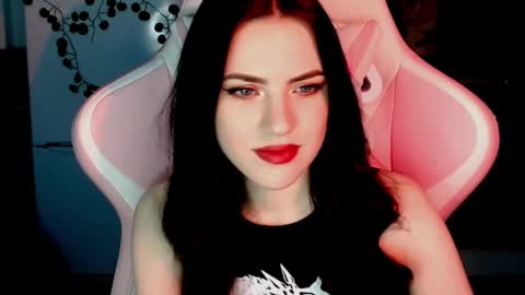 Sophie  online show from December 14, 10:45 am