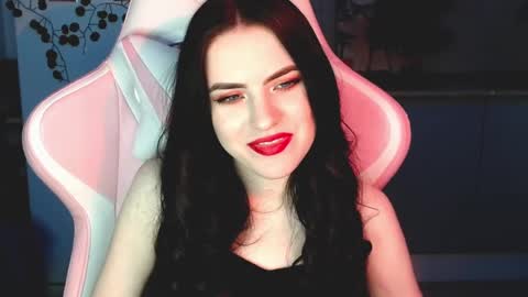 Sophie  online show from December 21, 1:32 pm