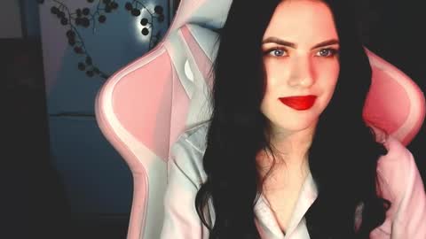 Sophie  online show from January 5, 1:36 pm