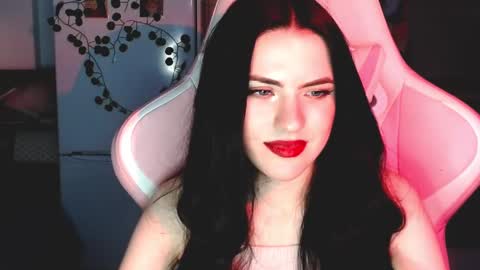 Sophie  online show from January 8, 4:54 pm