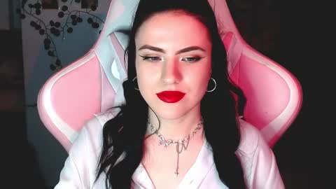 Sophie  online show from January 11, 4:25 pm