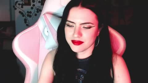 Sophie  online show from January 12, 4:40 pm