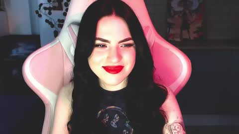 Sophie  online show from February 5, 10:30 am