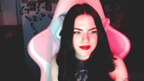 Sophie  online show from February 7, 4:35 pm