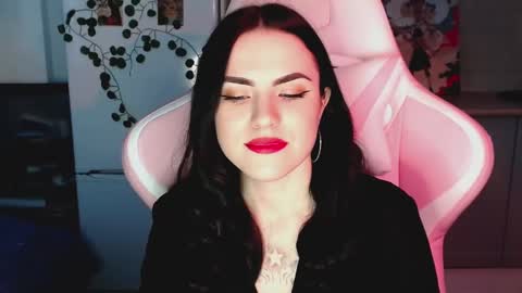 Sophie  online show from March 2, 10:35 am