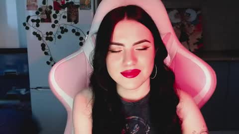 Sophie  online show from March 7, 10:13 am