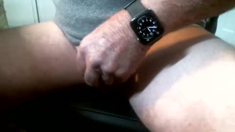 Snapshot of rocky_55 chatting on April 28, 5:51 pm rocky_55 online show from April 28, 5:51 pm