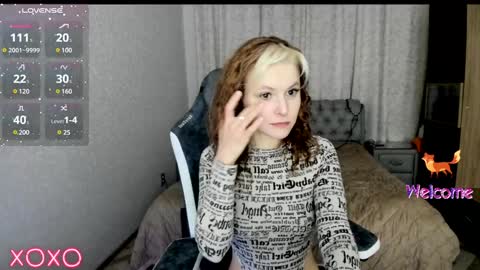 Snapshot of rocky_foxy chatting on December 18, 1:05 am Rockel online show from December 18, 1:05 am