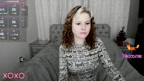 Snapshot of rocky_foxy chatting on January 25, 1:43 am Rockel online show from January 25, 1:43 am
