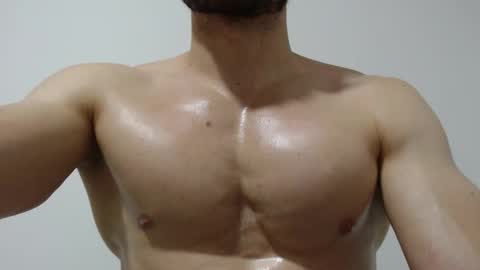 rocky muscle online show from February 5, 8:13 pm