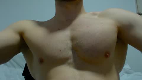 rocky muscle online show from June 21, 11:40 pm