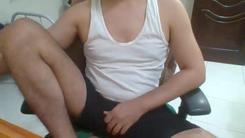 Snapshot of rockysam090 chatting on April 9, 9:53 pm rockysam090 online show from April 9, 9:53 pm