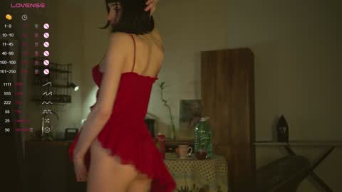 Snapshot of rodde_schlocer chatting on February 6, 5:51 pm Im Sevi online show from February 6, 5:51 pm
