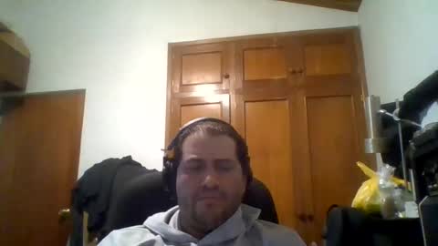 Snapshot of rodfer chatting on July 18, 9:24 am Rodfer online show from July 18, 9:24 am