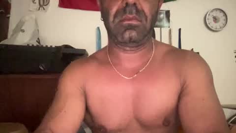 rodrigo232426 online show from November 12, 7:53 am