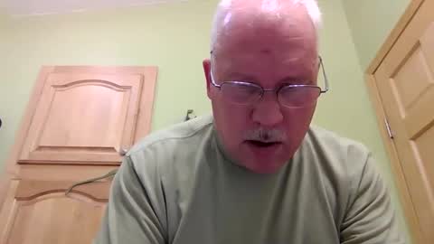 Snapshot of rodstud641 chatting on January 8, 12:38 am rodstud641 online show from January 8, 12:38 am