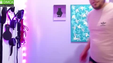 Snapshot of rodthiago chatting on September 22, 6:54 pm Thiago independent model online show from September 22, 6:54 pm